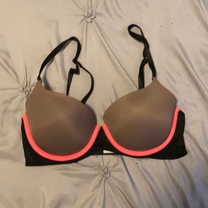 PINK bra